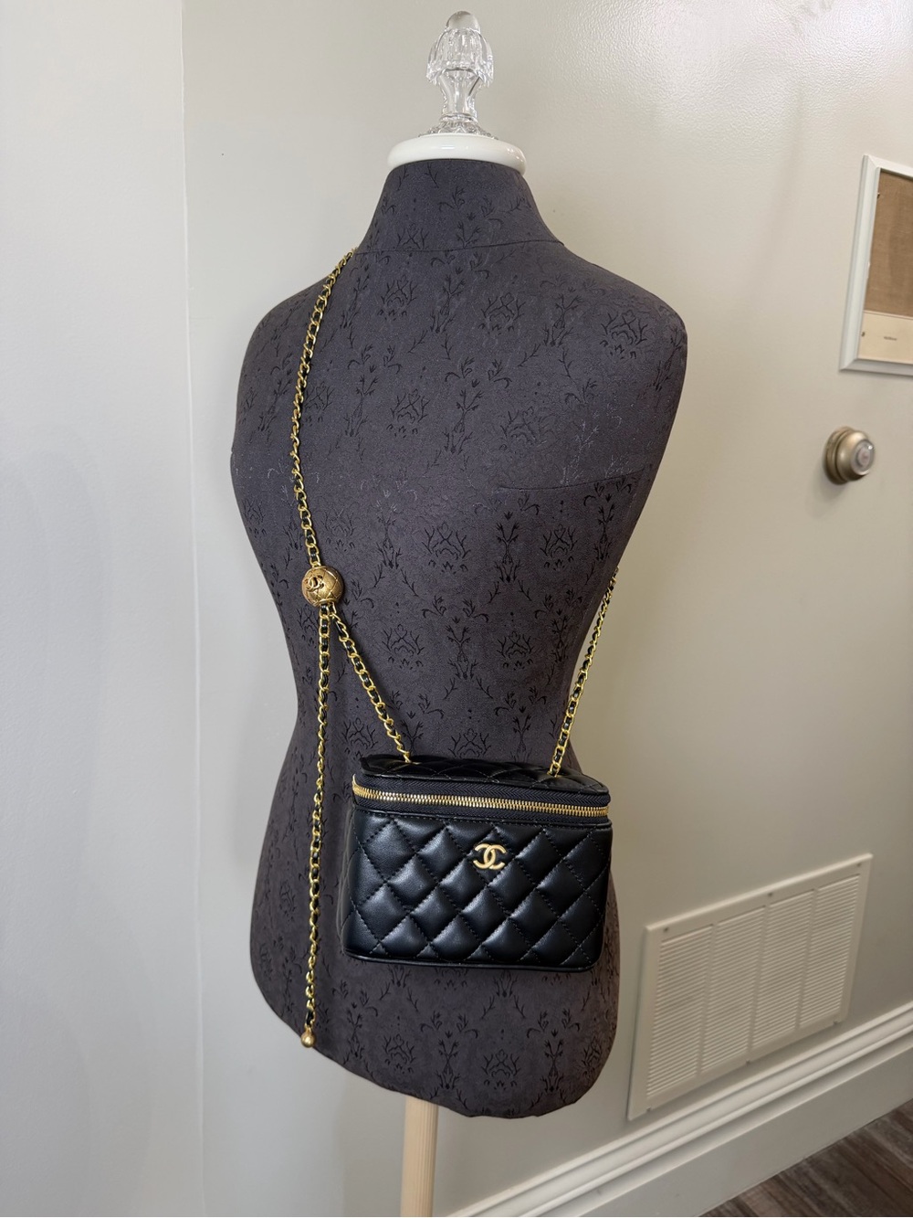 Chanel Black Quilted Vanity Makeup Crossbody Bag Adjustable with Gold Chain